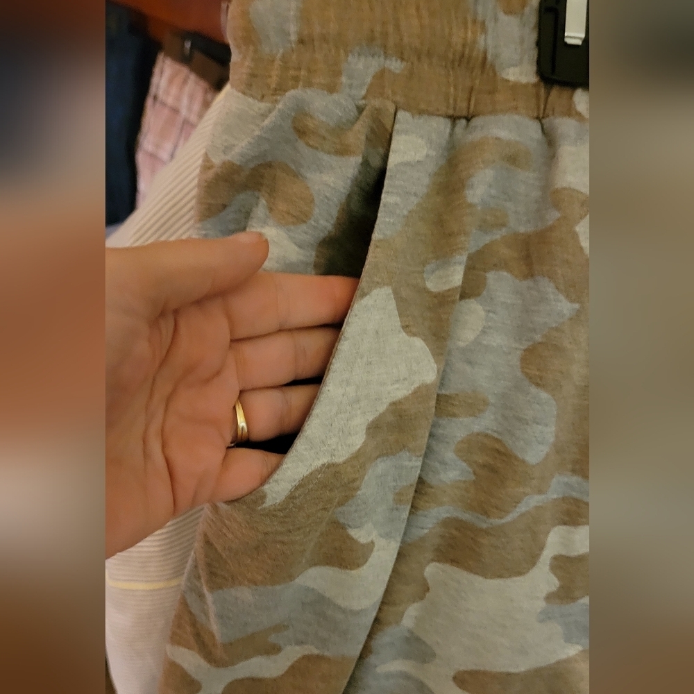 Live Well Lounge 2XL Camo Knit Shorts Drawstring - Picture 2 of 6